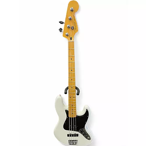 Used Fender Player Jazz Bass Alpine White Electric Bass Guitar Alpine White