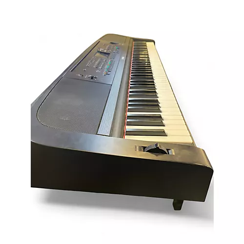 Used 2024 Yamaha DGX670 Portable Keyboard