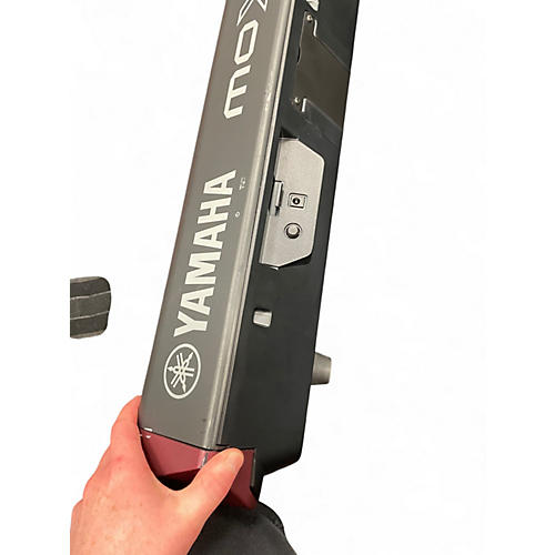 Used Yamaha MOXF8 88 Key Keyboard Workstation