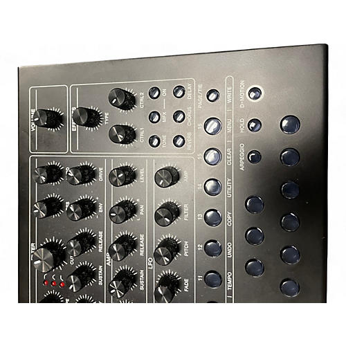 Used Roland SH-4d Synthesizer