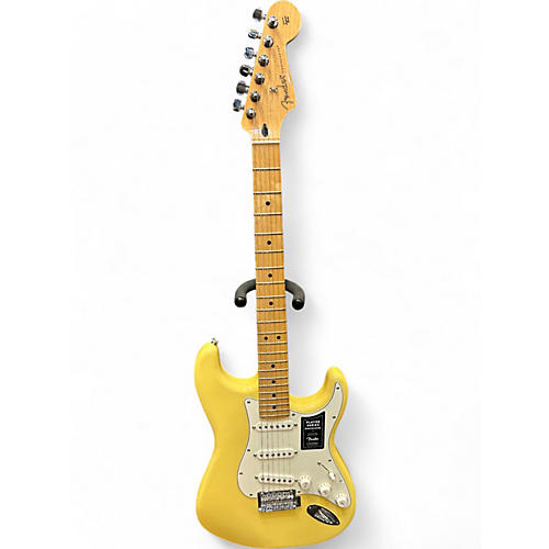 Used Fender Player Stratocaster Buttercream Solid Body Electric Guitar Buttercream
