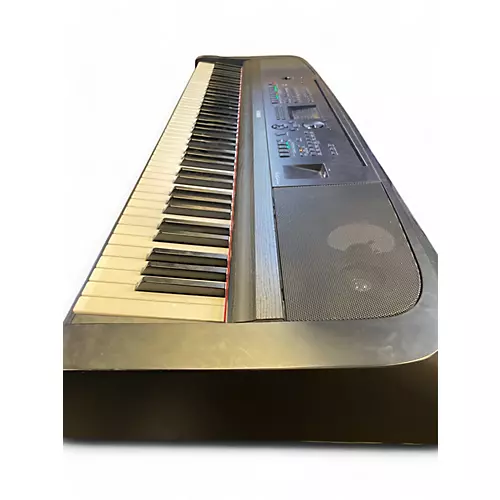 Used 2024 Yamaha DGX670 Portable Keyboard