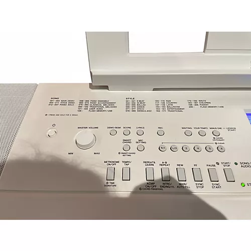 Used Yamaha DGX660W Digital Piano