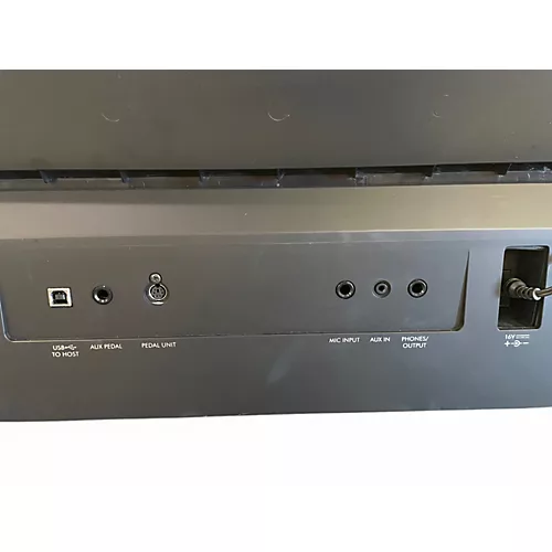 Used Yamaha DGX-670B Digital Piano