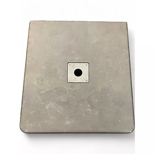 Used Yamaha DSR118W Powered Subwoofer