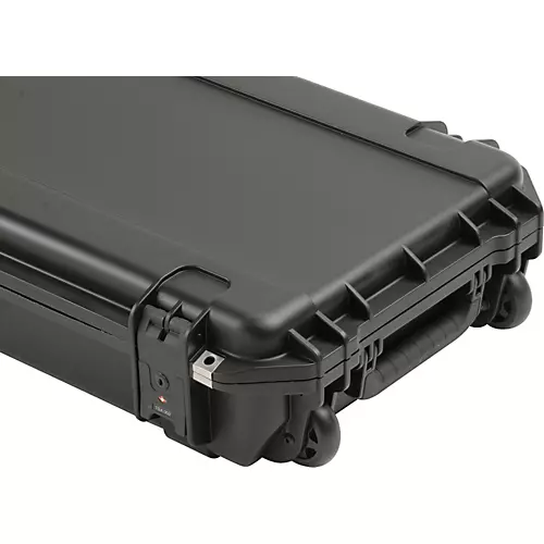 SKB Injection-Molded Single Cutaway ATA Guitar Flight Case
