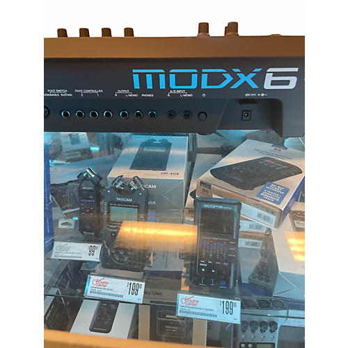 Used Yamaha modx6+ Keyboard Workstation