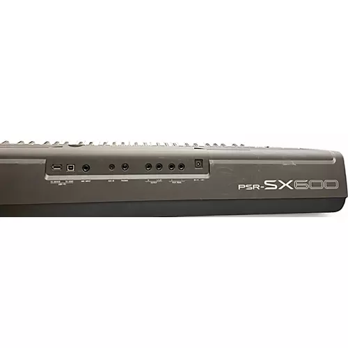 Used Yamaha Yamaha PSR-SX600 61-Key Arranger Keyboard Arranger Keyboard