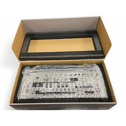 Used Roland TB-03 Synthesizer