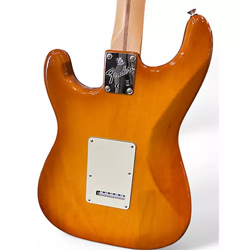 Used 2022 Fender AMERICAN PERFORMER STRATOCASTER Honey Burst Solid Body Electric Guitar Honey Burst