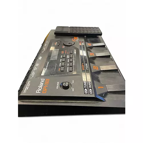 Used Roland GR33 MIDI PEDALBOARD Pedal Board