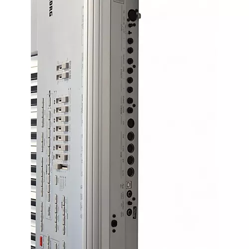 Used KORG pa1x Pro Arranger Keyboard