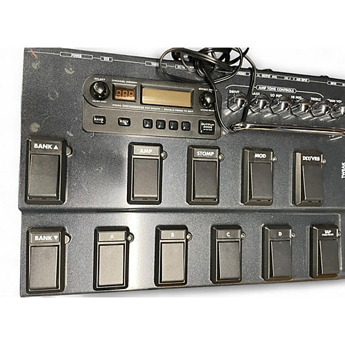 Used Line 6 Bass Pod XT Live Bass Effect Pedal