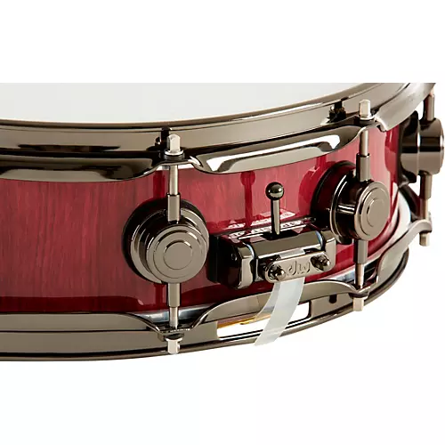 DW Collector's Exotic Purpleheart With Heart Graphic Snare Drum, Black Nickel Hardware 14 x 4 in.