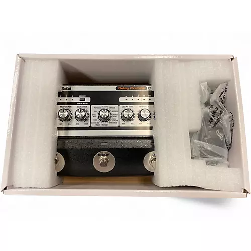 Used BOSS DM-101 DELAY MACHINE Effect Pedal