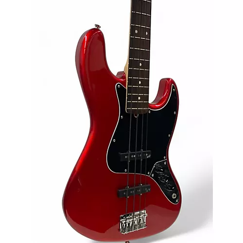 Used 2005 Fender JAZZ BASS Candy Apple Red Metallic Electric Bass Guitar Candy Apple Red Metallic