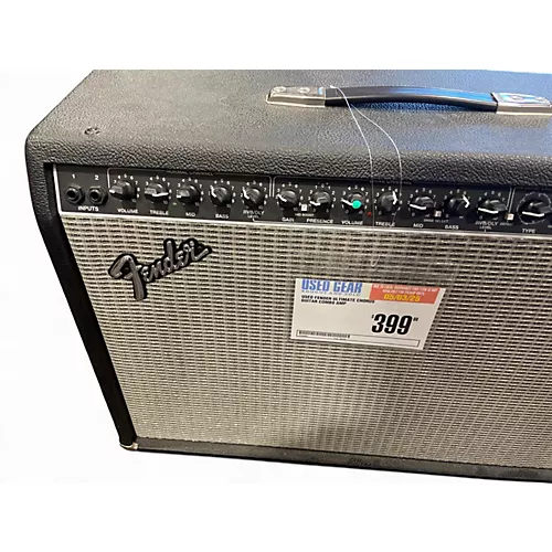Used Fender Ultimate Chorus Guitar Combo Amp