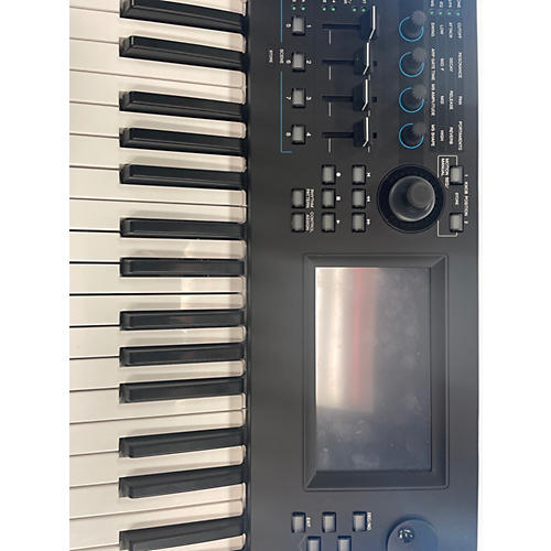 Used Yamaha modx6+ Keyboard Workstation