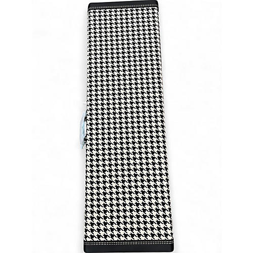 Used 2017 Fender Fender Adam Clayton Artist Series Signature Jazz Bass Purple Sprarkle Electric Bass Guitar Purple Sprarkle