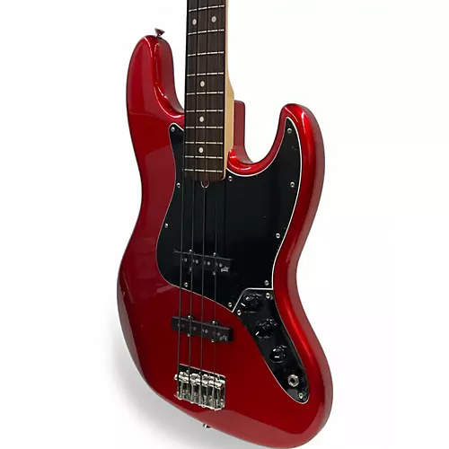 Used 2005 Fender JAZZ BASS Candy Apple Red Metallic Electric Bass Guitar Candy Apple Red Metallic
