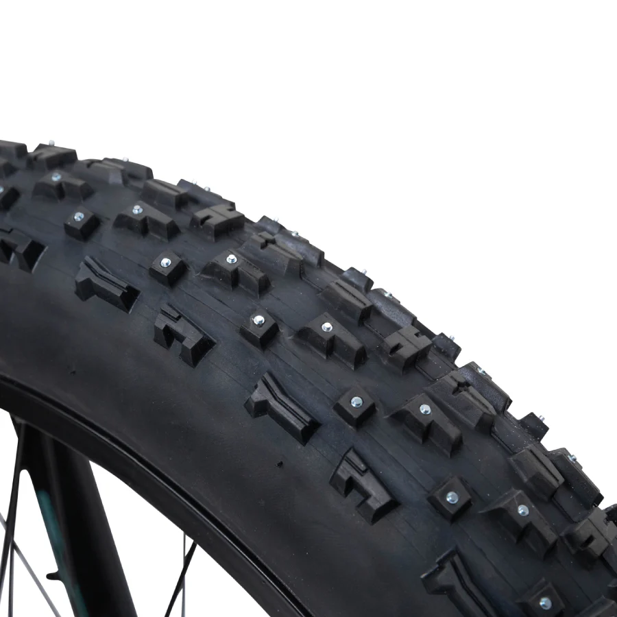 Snowdrift 26 Studded Tires (2)