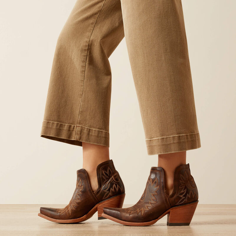 Ultra High Rise Comfort Wide Leg Crop Jeans