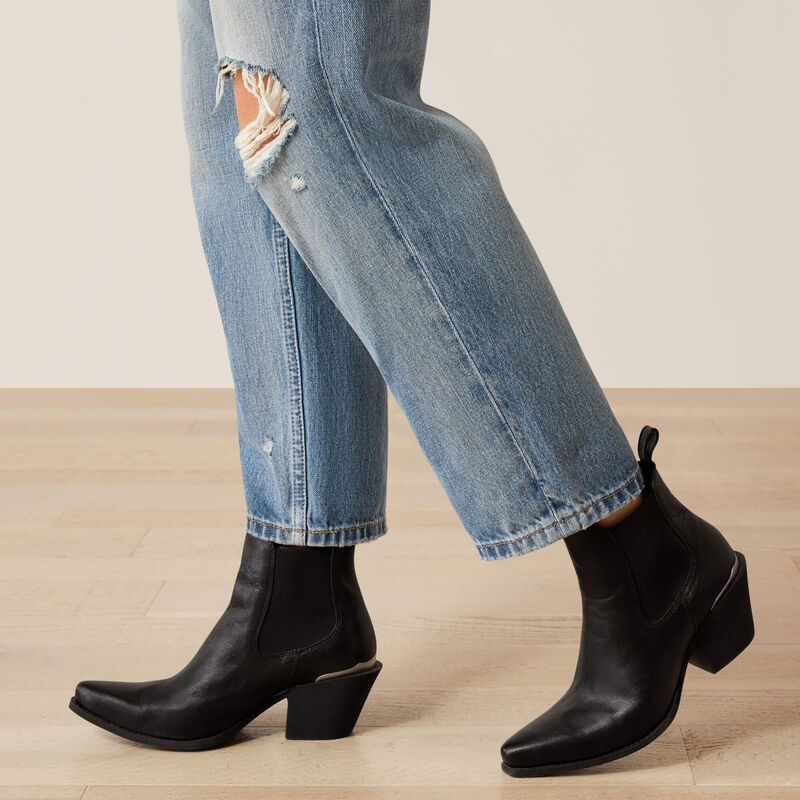 Ultra High Rise Rodeo Quincy Tomboy Straight Leg Jean