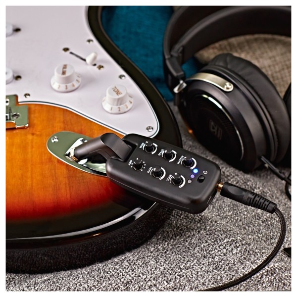 Guitar Headphone Amp with Effects by Gear4music