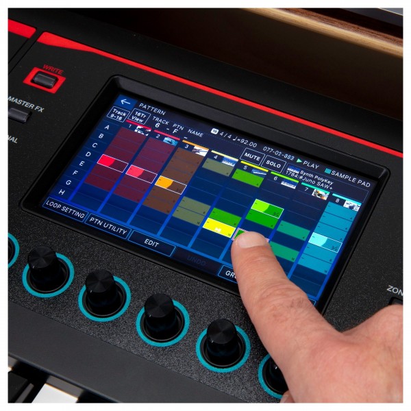 Roland Fantom-06 Synthesizer Keyboard