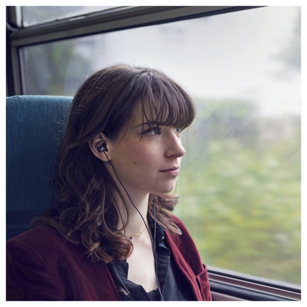 SoundMAGIC E10 In-Ear Headphones, Black/Blue