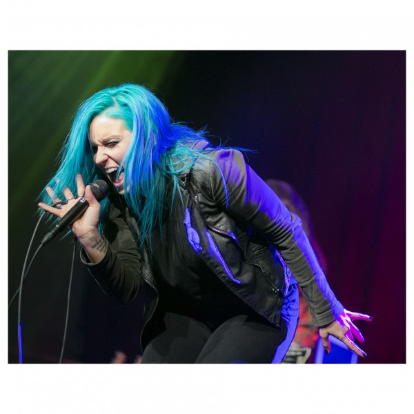 Electro-Voice ND76S Dynamic Cardioid Vocal Microphone With Switch