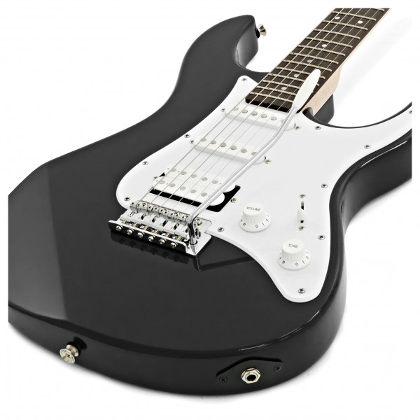 Yamaha Pacifica 012, Black & Line 6 Spider V 20 Pack