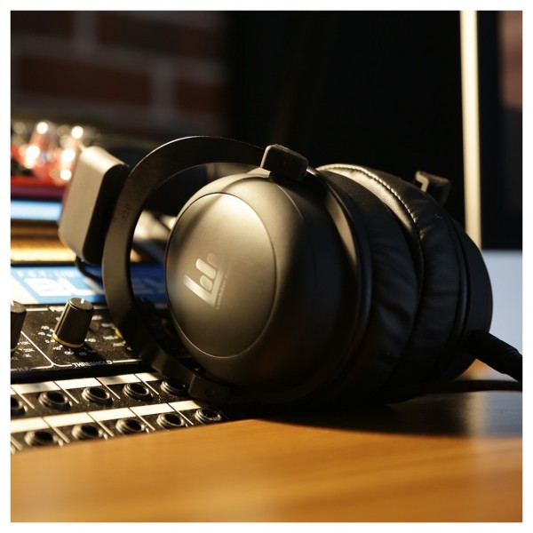Lambden Audio LAH-220 Professional Monitor Headphones