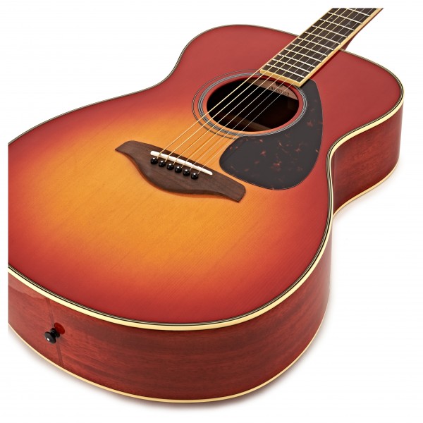Yamaha FS820 II Acoustic, Autumn Burst