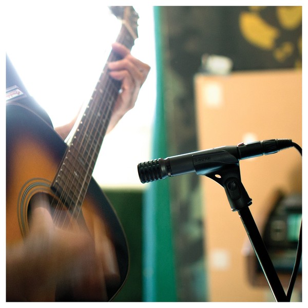 Shure PGA81 Cardioid Condenser Instrument Microphone with XLR Cable