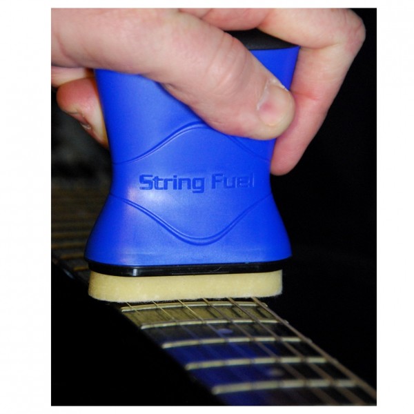 Music Nomad String Fuel - All in One String Cleaner & Lubricant