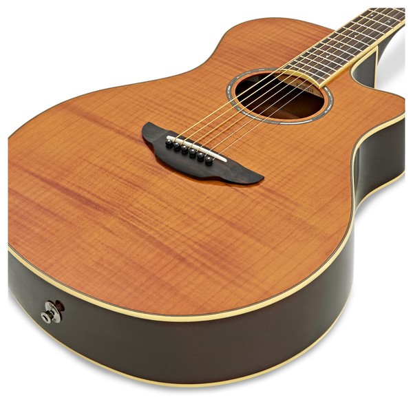 Yamaha APX600FM Electro Acoustic, Amber