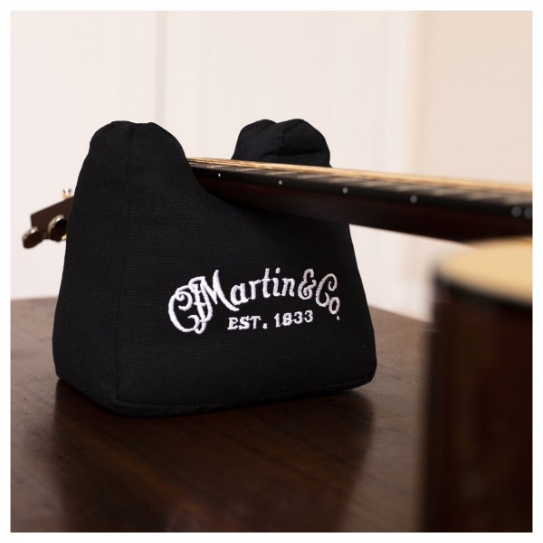 Martin Guitar Neck Rest, Black
