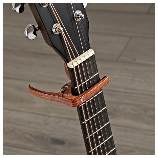 Hartwood Adjustable Tension Capo
