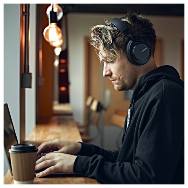 Shure AONIC 50 Gen 2 Wireless Noise Cancelling Headphones