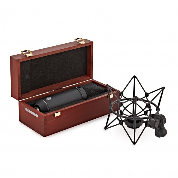 Neumann U87 AI Studio Microphone Set, Black