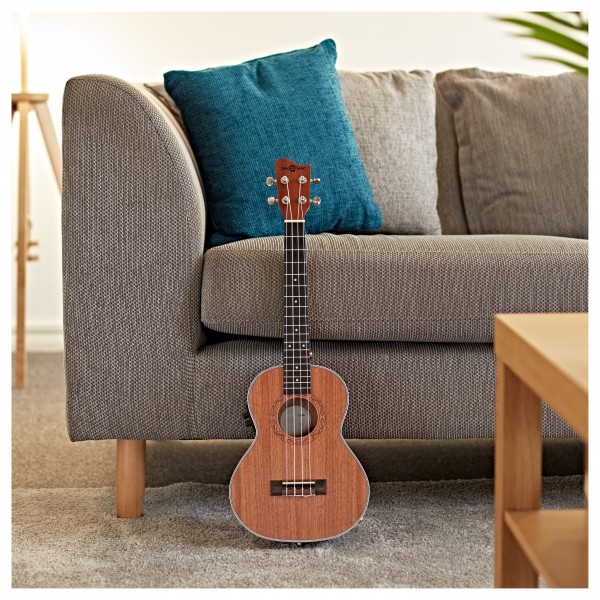 Sapele Tenor Electro-Ukulele Pack by Gear4music