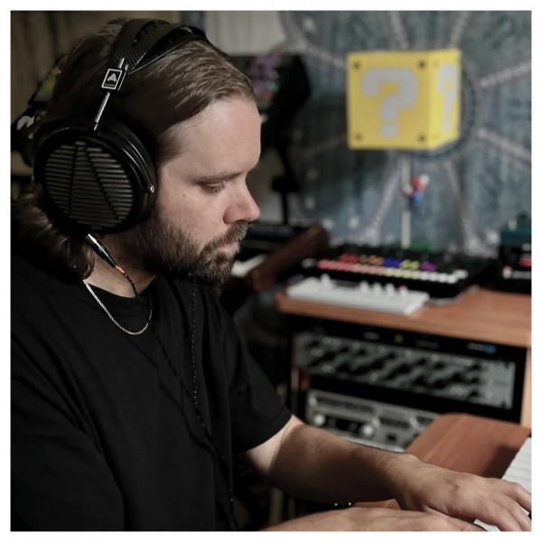 Audeze LCD-MX4 Open-Back Headphones with Case, Leather