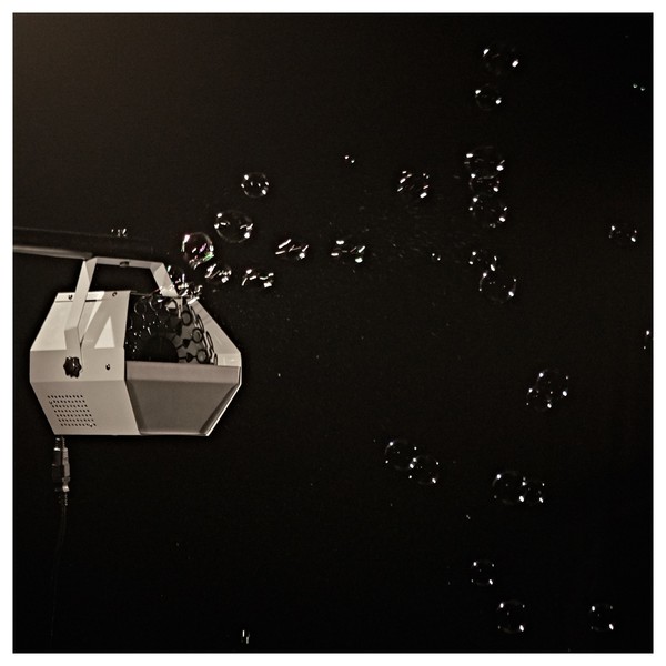 Deluxe Bubble Machine by Gear4music