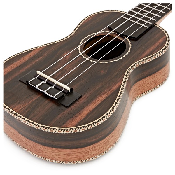 Snail UKS-E220 Soprano Ukulele, Natural