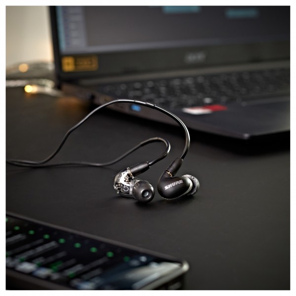 Shure AONIC 5 Sound Isolating Earphones, Black