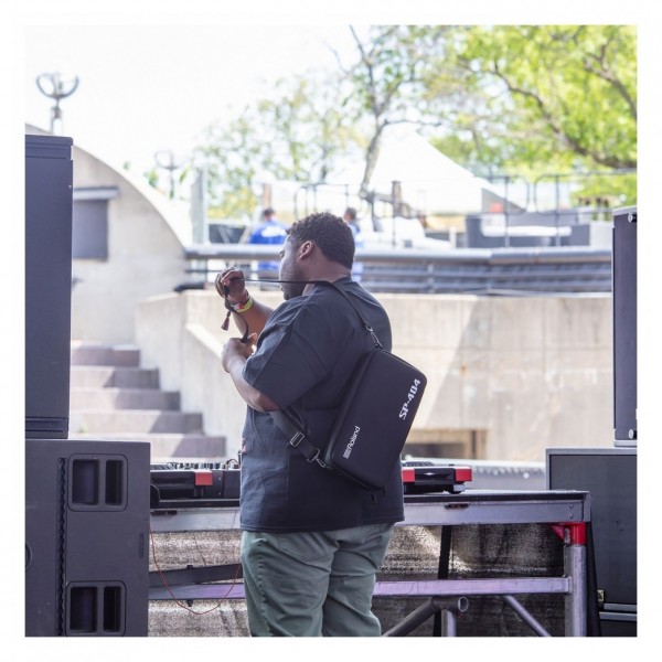 Roland SP-404 MKII Creative Sampler with Bag