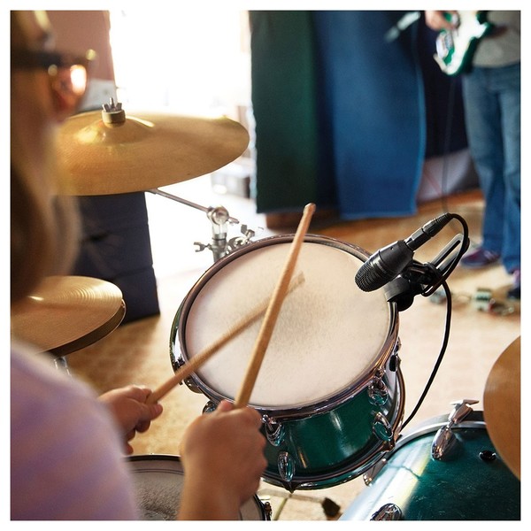 Shure PGA56 Cardioid Dynamic Snare / Tom Microphone with XLR Cable