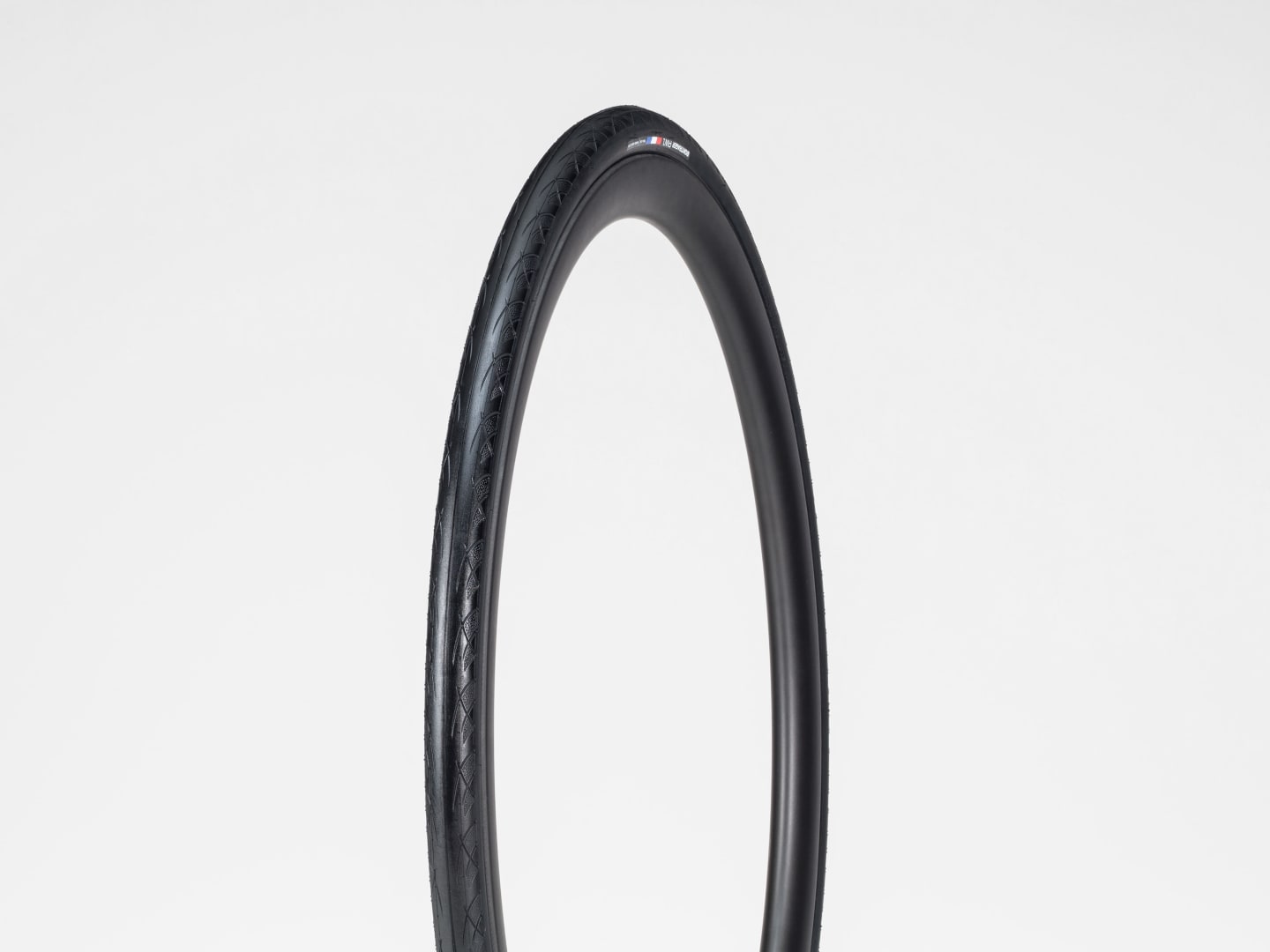 Bontrager AW1 Hard-Case Lite Road Tire