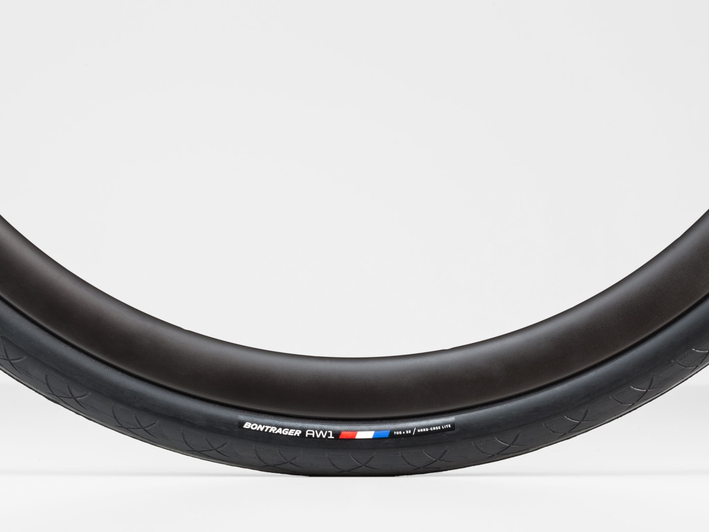Bontrager AW1 Hard-Case Lite Road Tire